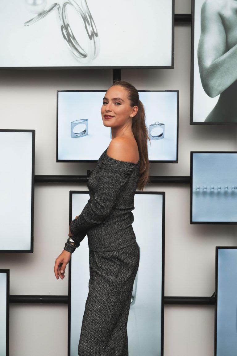  - Dinh Van Celebrates its 60th Anniversary at Christie’s