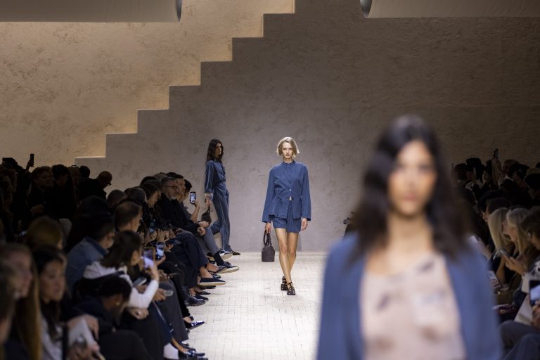 Sensazioni e colori che parlano Emporio Armani