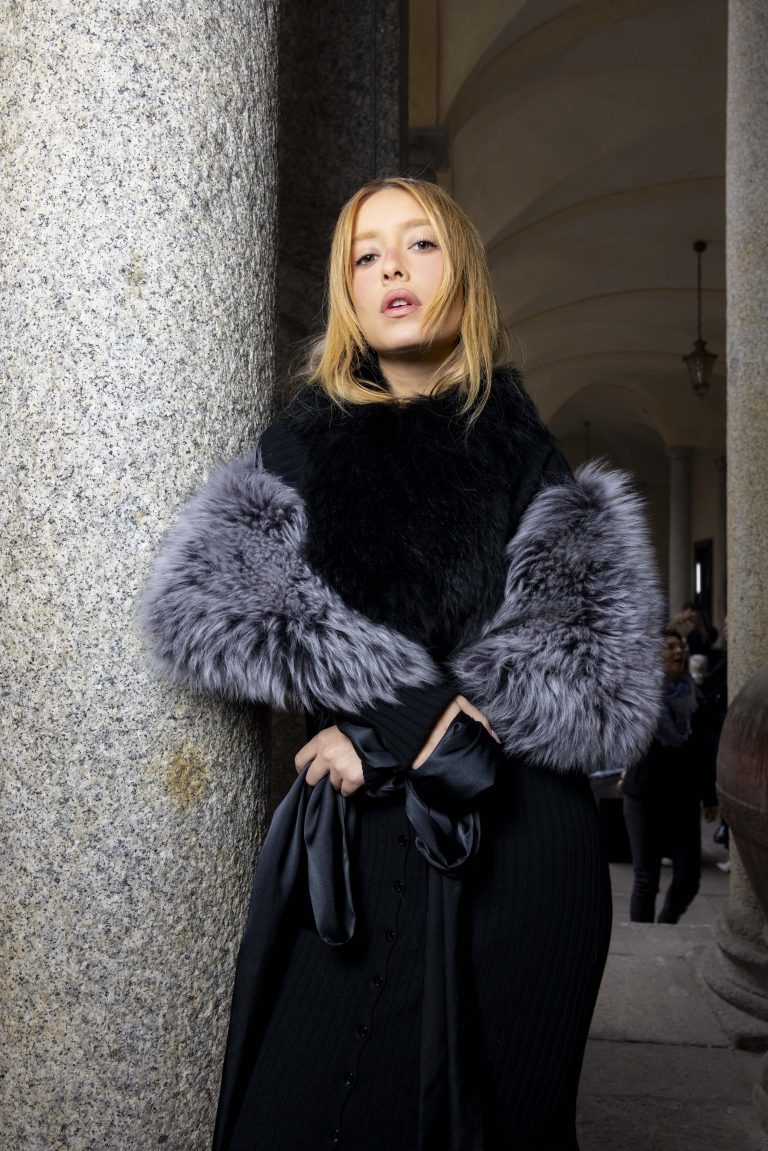  - Blumarine: il volo di una farfalla nera