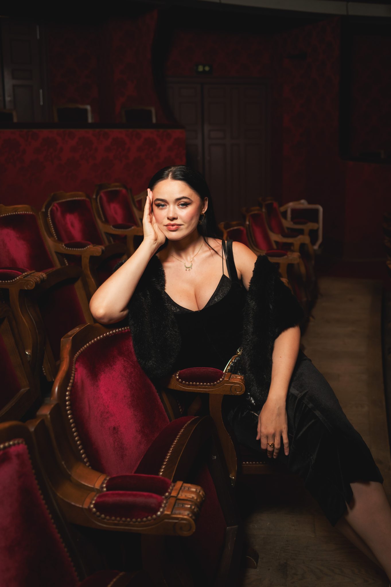  - Les dessins délicats de Jean Jullien illuminent le parfum Odéon de MEMO