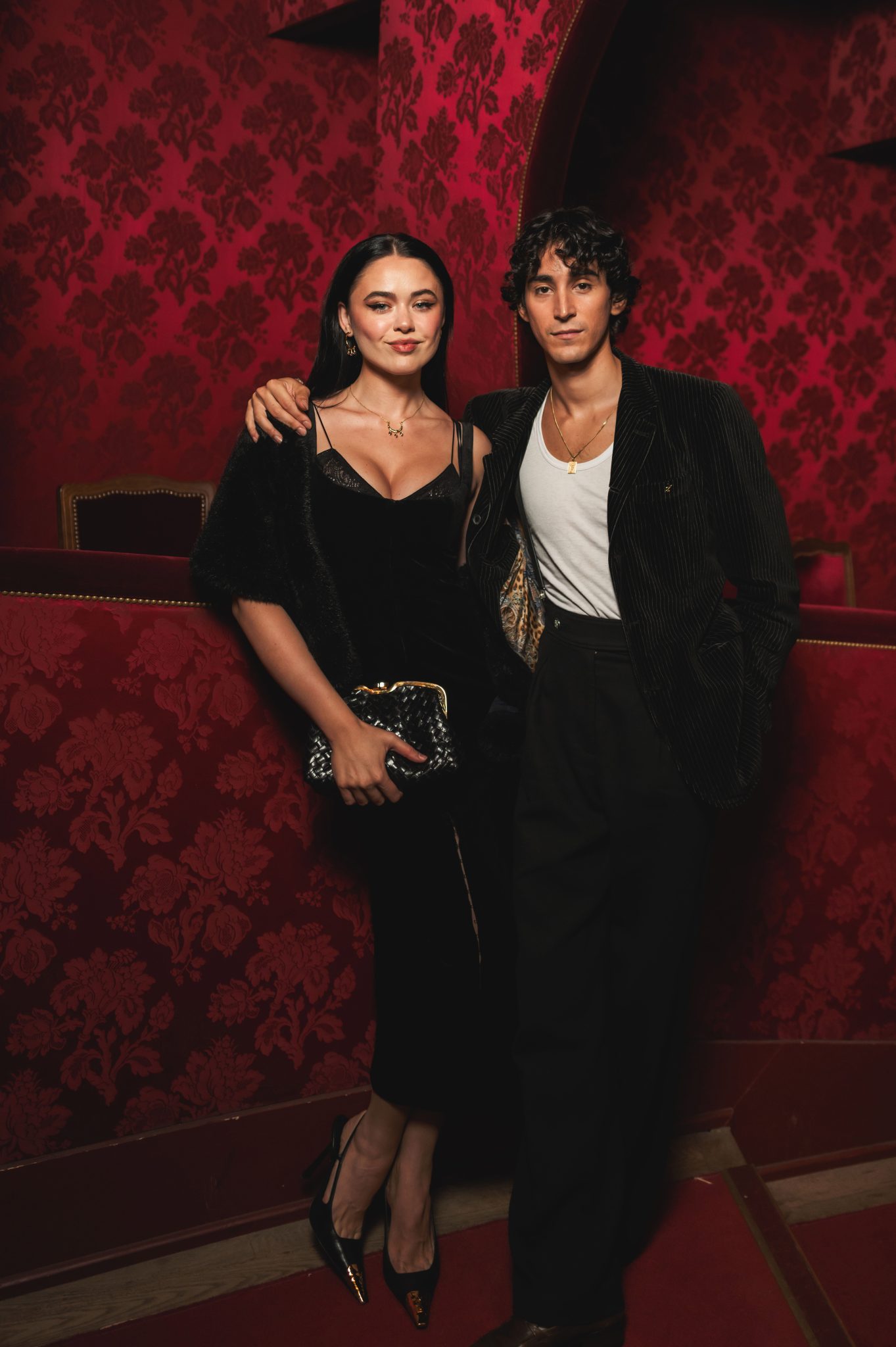  - Les dessins délicats de Jean Jullien illuminent le parfum Odéon de MEMO