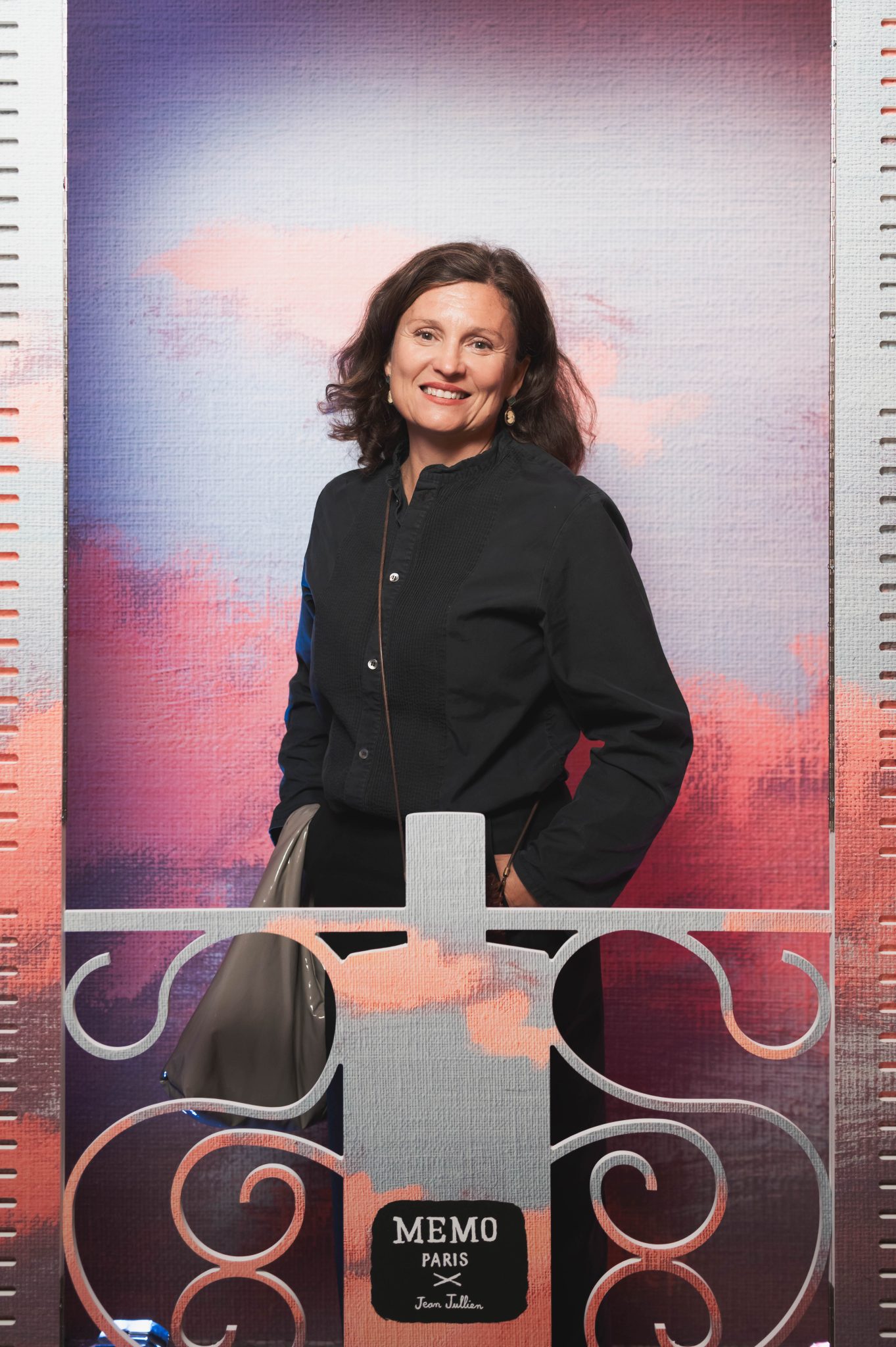  - Les dessins délicats de Jean Jullien illuminent le parfum Odéon de MEMO