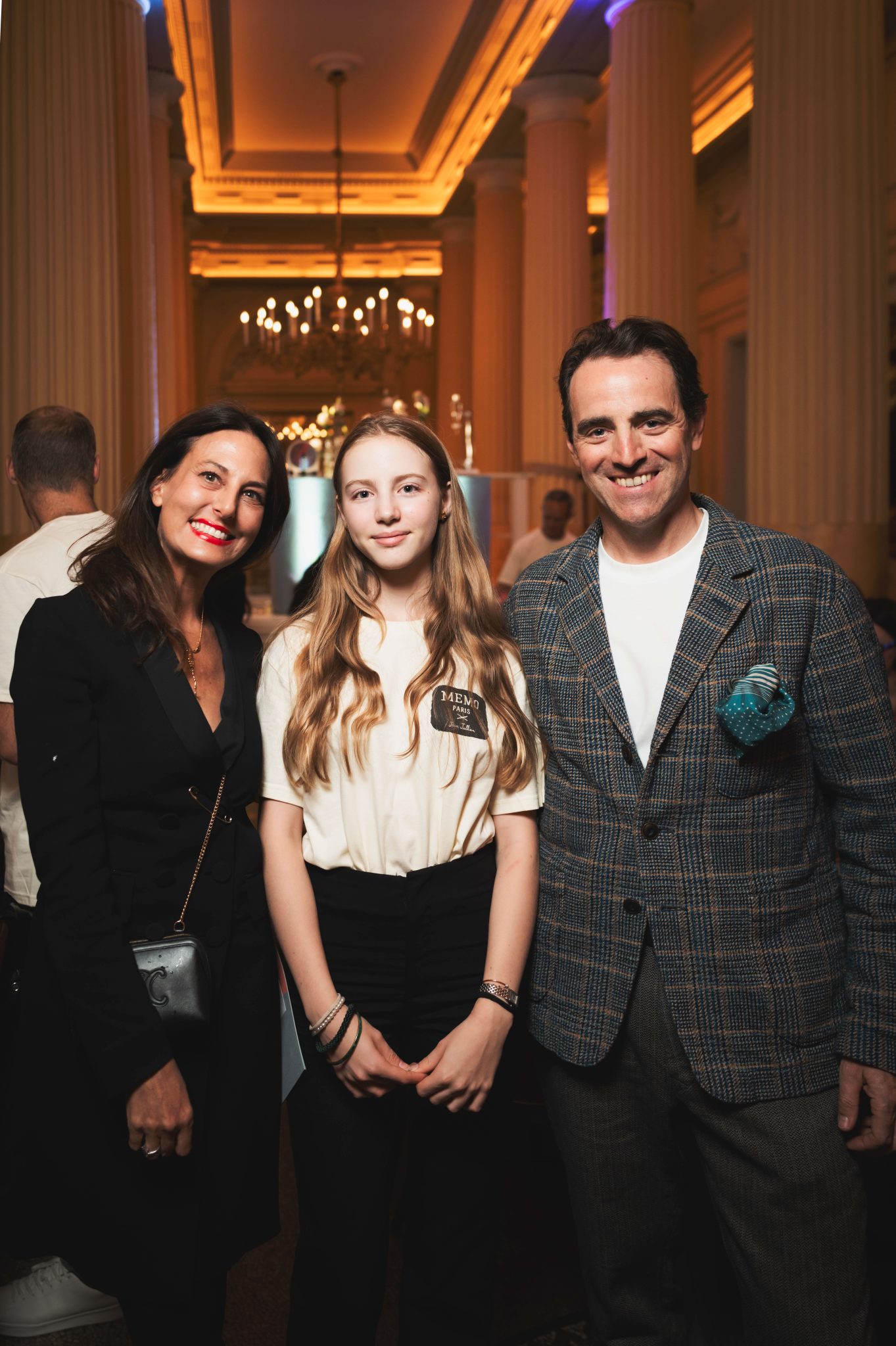  - Les dessins délicats de Jean Jullien illuminent le parfum Odéon de MEMO