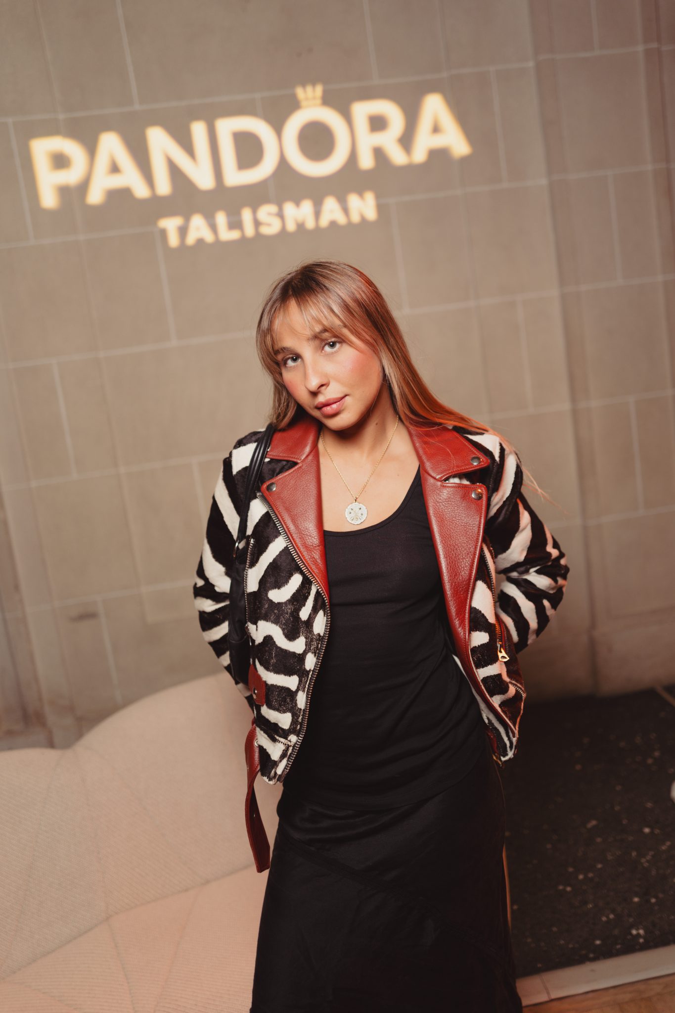  - Pandora signe de nouveaux talismans porteurs de messages