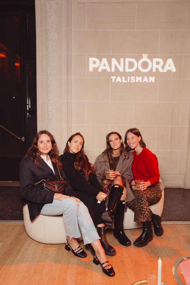  - Pandora signe de nouveaux talismans porteurs de messages