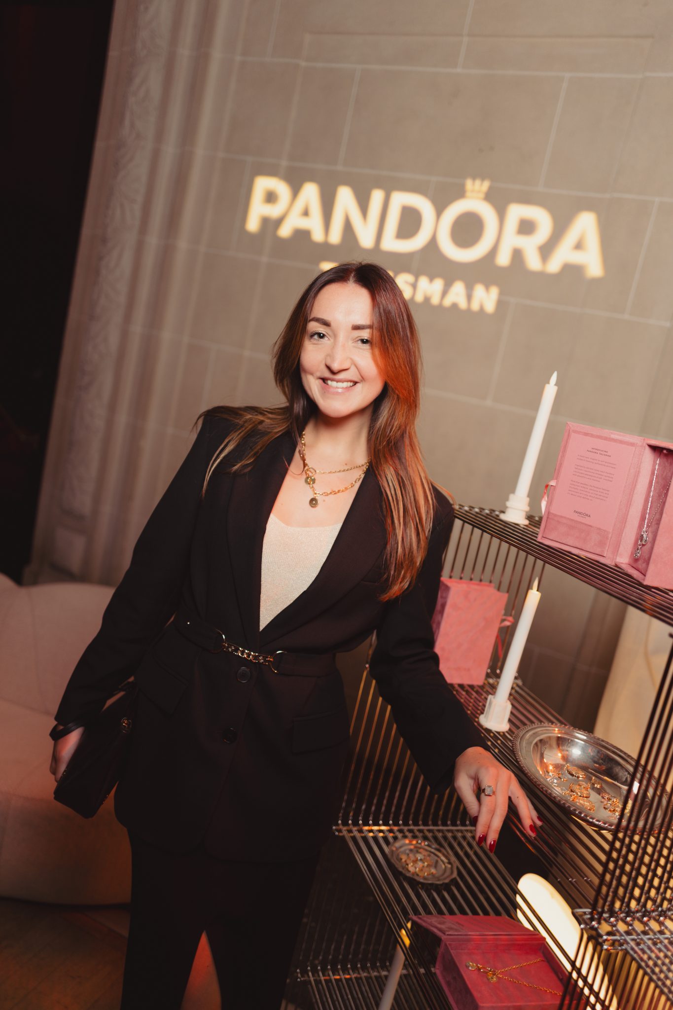  - Pandora signe de nouveaux talismans porteurs de messages