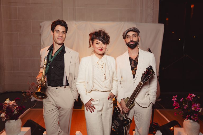 Pandora signe de nouveaux talismans porteurs de messages