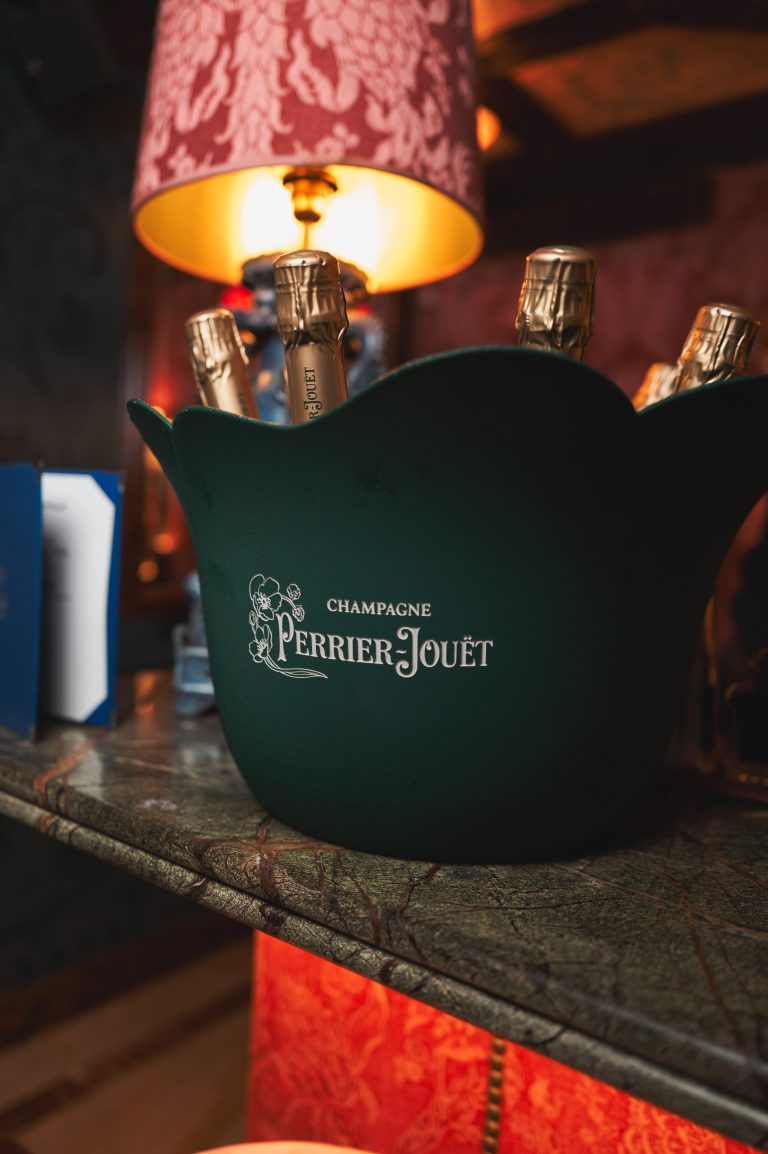 Joël Holland Presents Paris Shopfronts with Sarah Andelman and Vivian Song