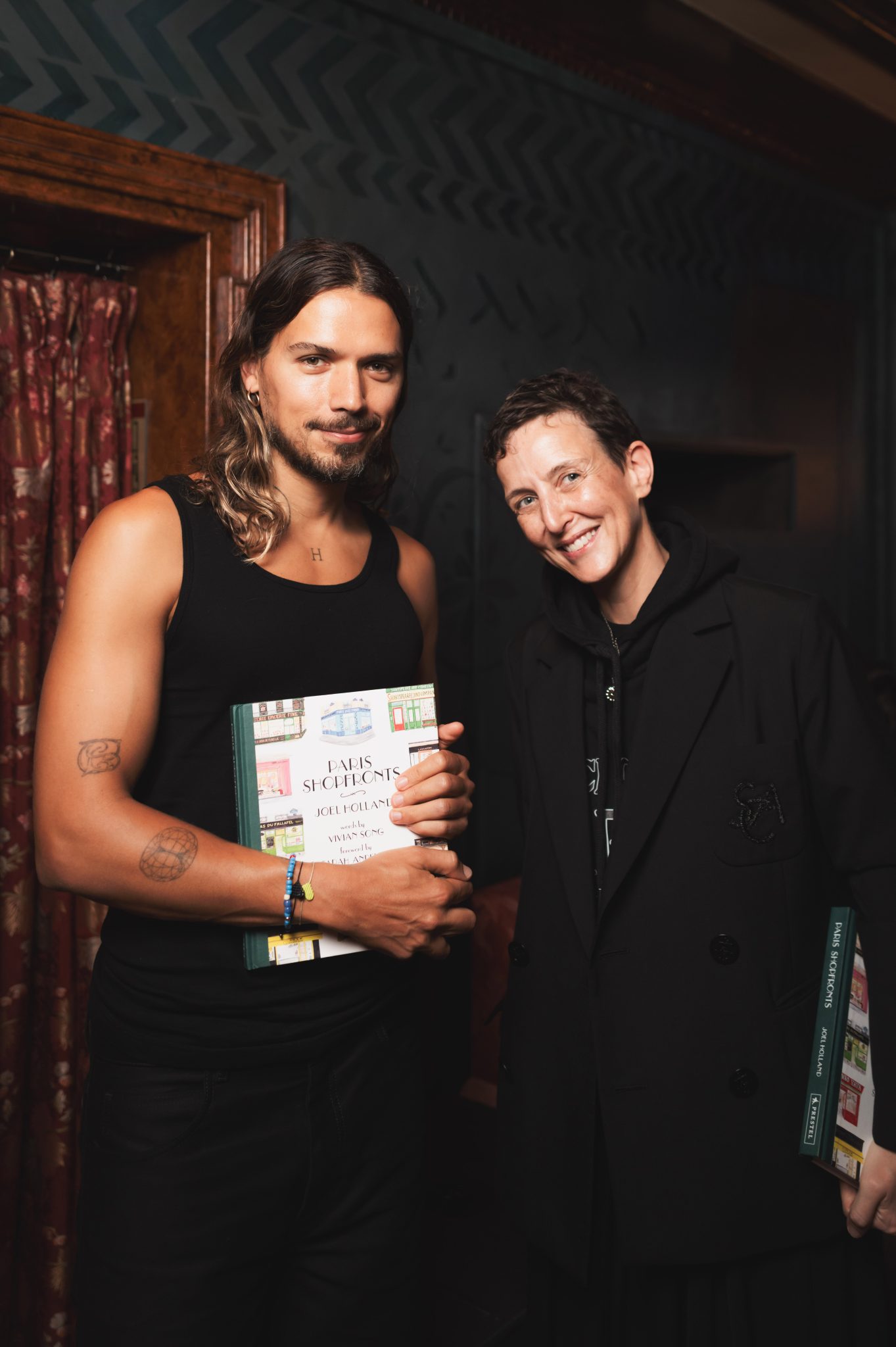  - Joël Holland présente Paris Shopfronts avec Sarah Andelman et Vivian Song
