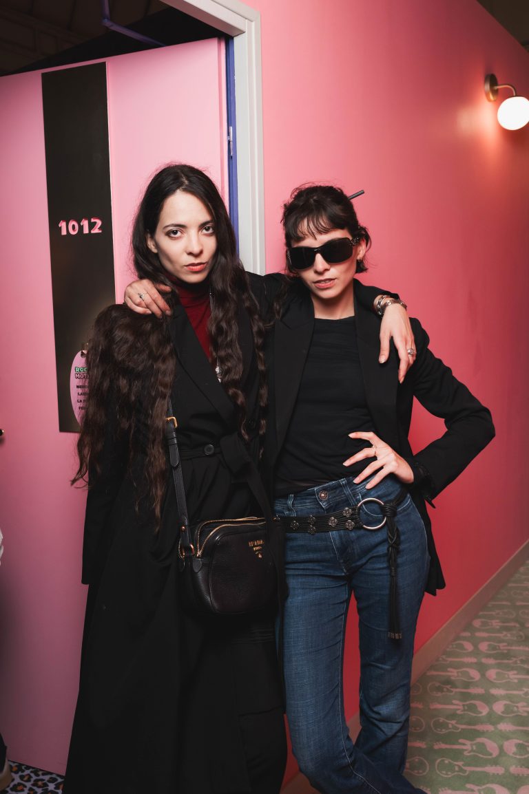 ROCK’N’DRÔLE, le Rock s’empare du Bon Marché avec Antoine de Caunes 