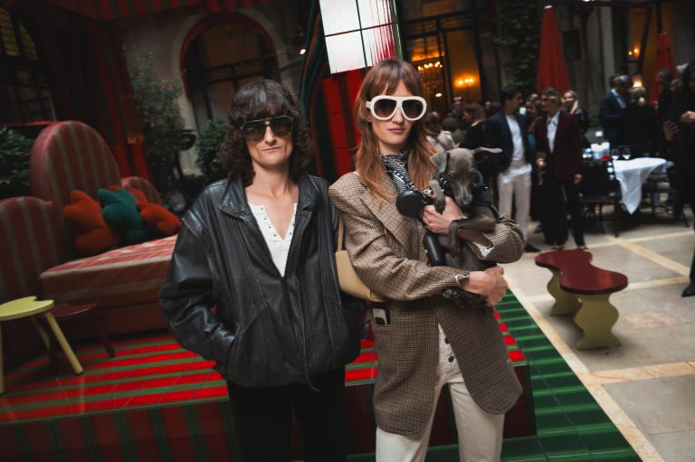  - La Cour Jardin du Plaza Athénée fait le lit d’Uchronia