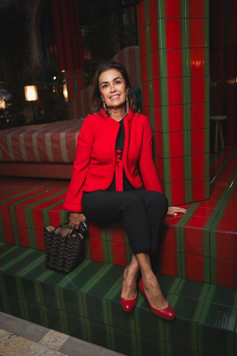  - La Cour Jardin du Plaza Athénée fait le lit d’Uchronia