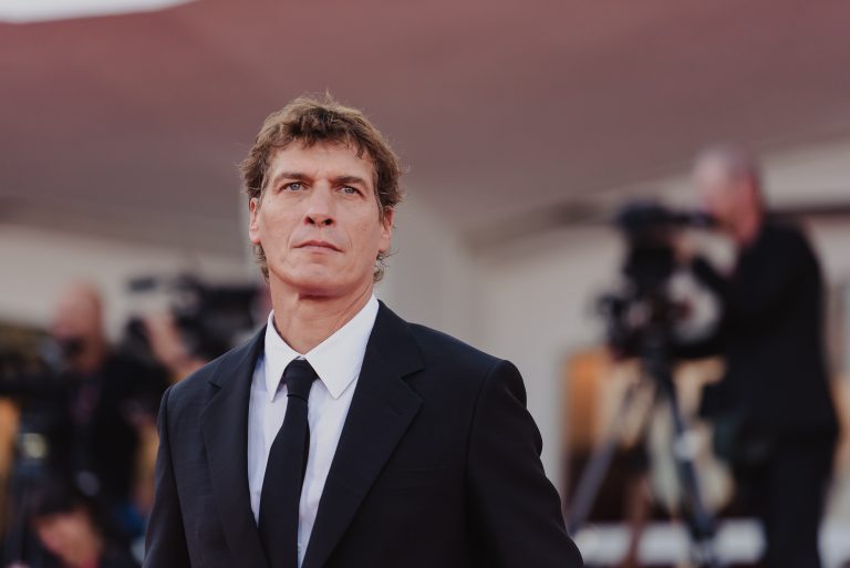  - Venezia 82 chiude con Chien 51: al Lido brillano le star francesi