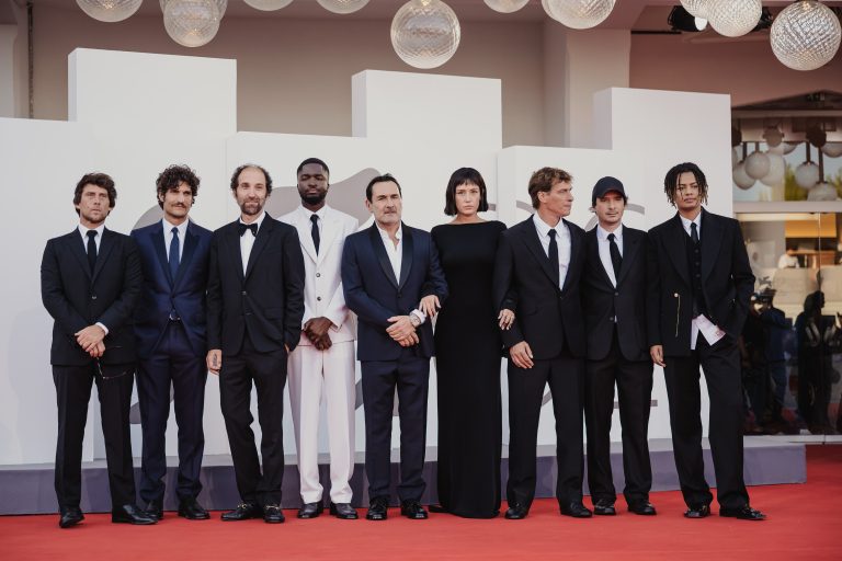  - Venezia 82 chiude con Chien 51: al Lido brillano le star francesi