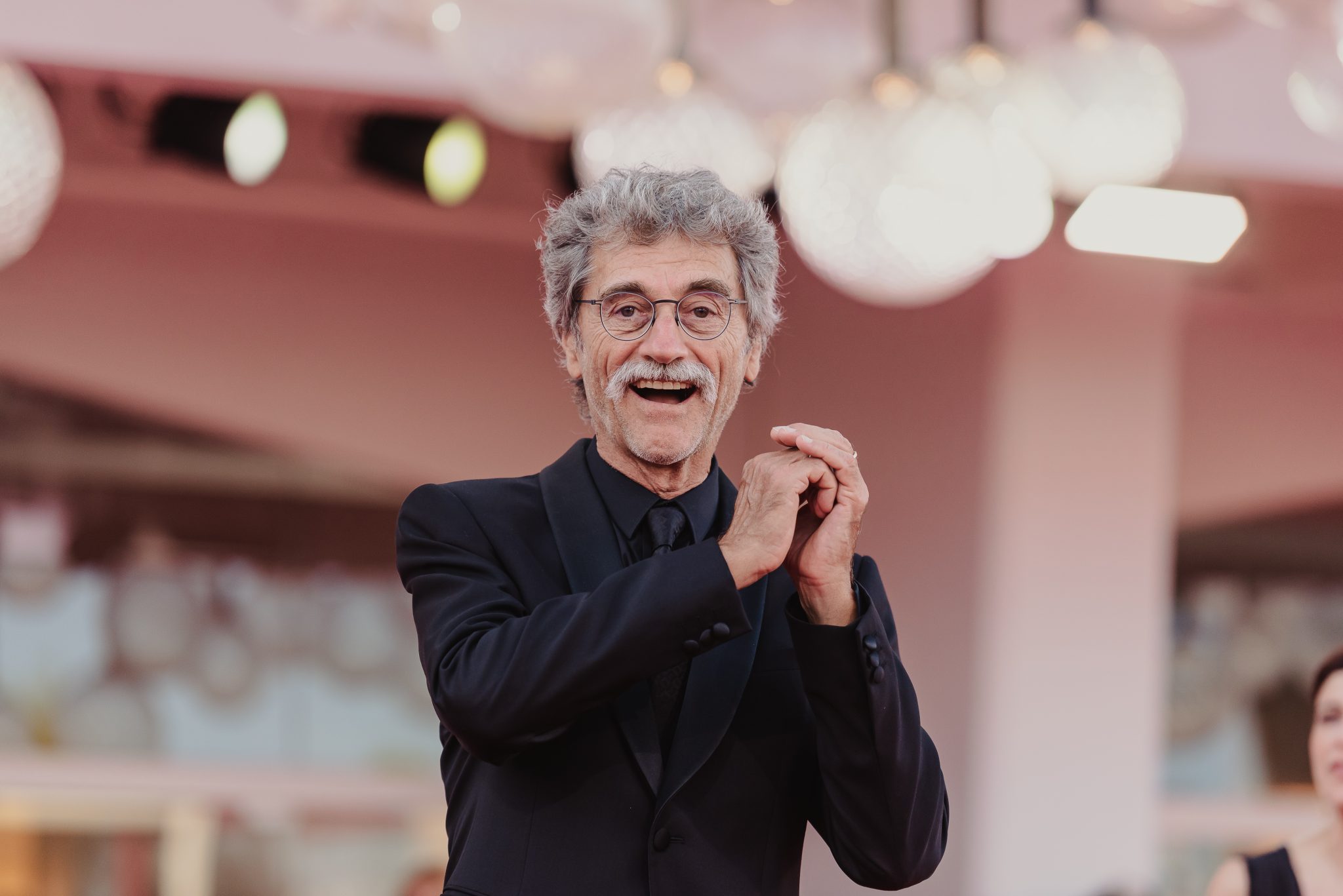  - Jim Jarmusch Scoops the Coveted Golden Lion for “Father Mother Sister Brother”