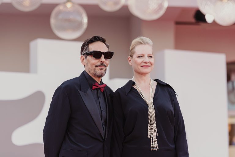  - Jarmusch Leone d’Oro e Servillo in trionfo: si chiude Venezia 82