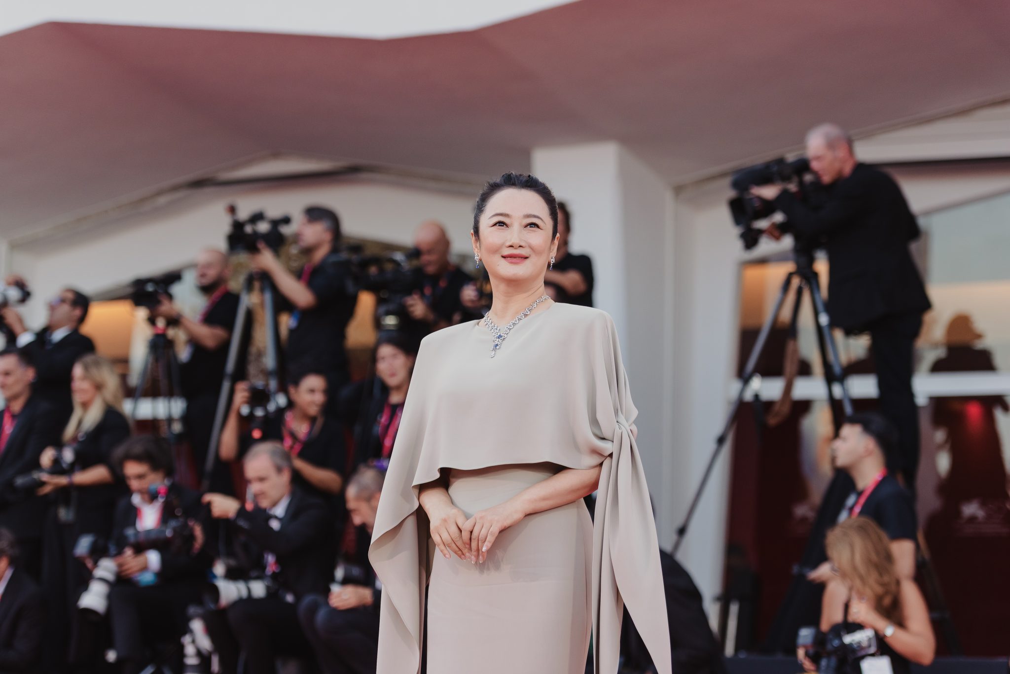  - Jim Jarmusch Scoops the Coveted Golden Lion for “Father Mother Sister Brother”