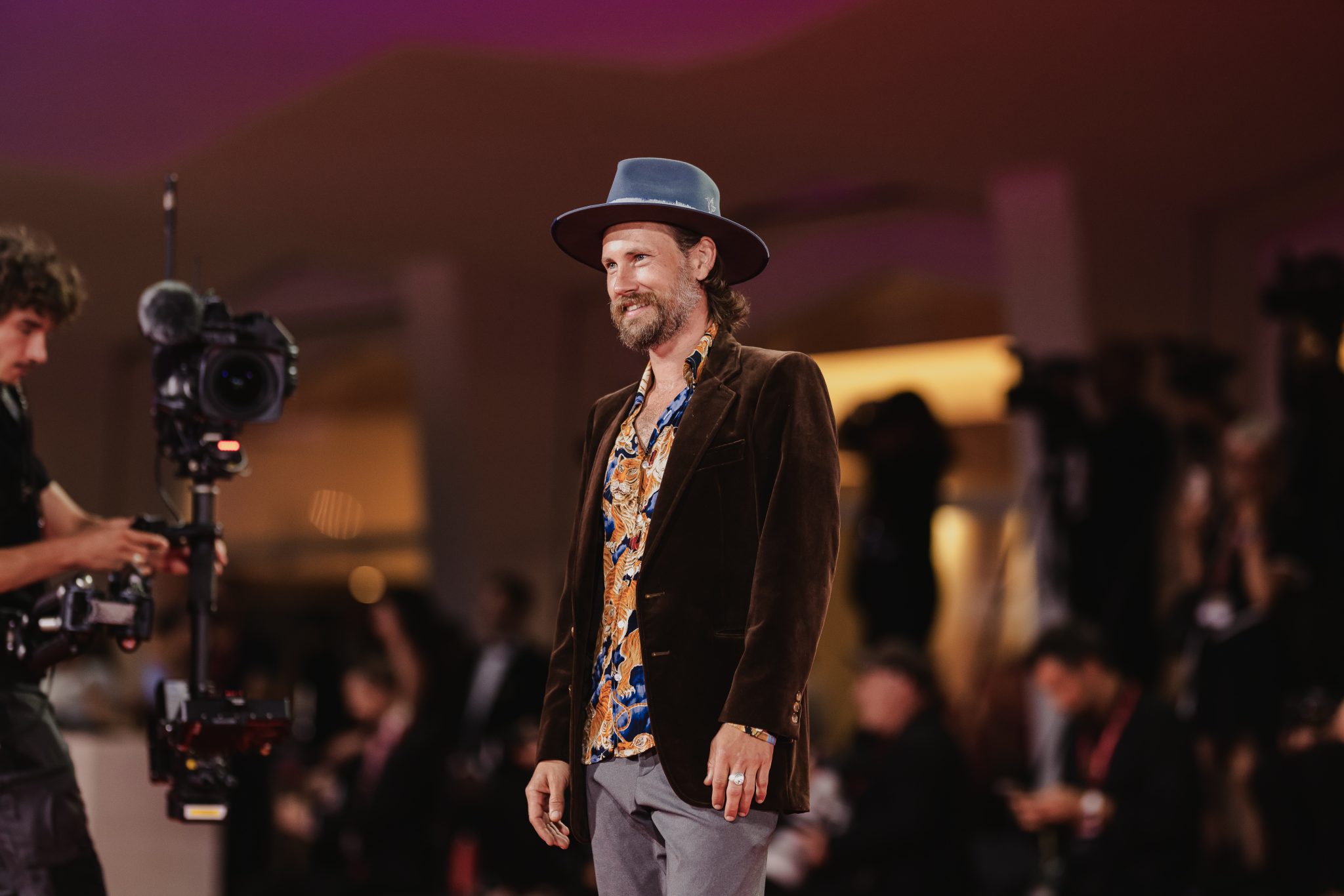  - Gus Van Sant Garners Praise for ‘Dead Man’s Wire’