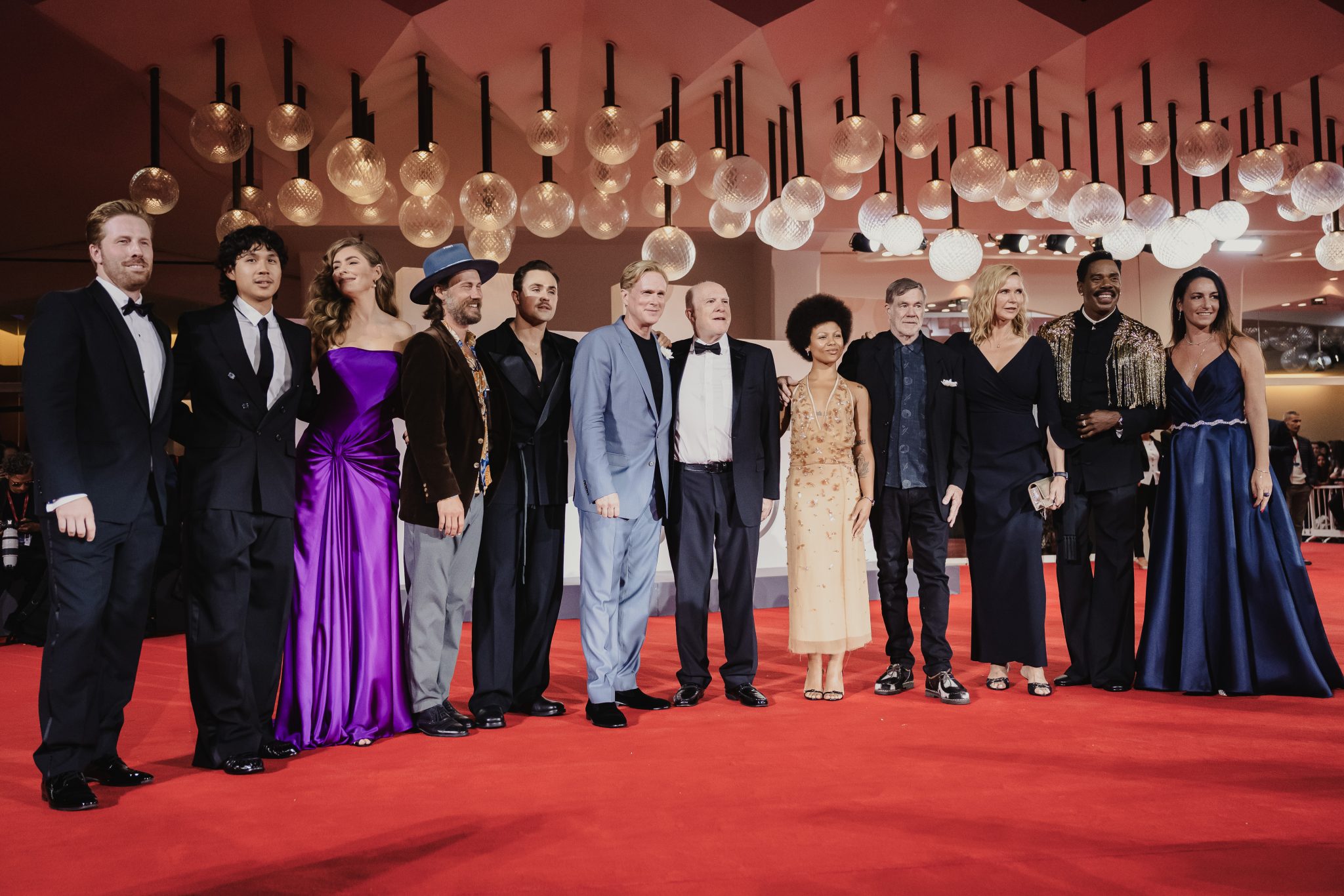  - Gus Van Sant Garners Praise for ‘Dead Man’s Wire’