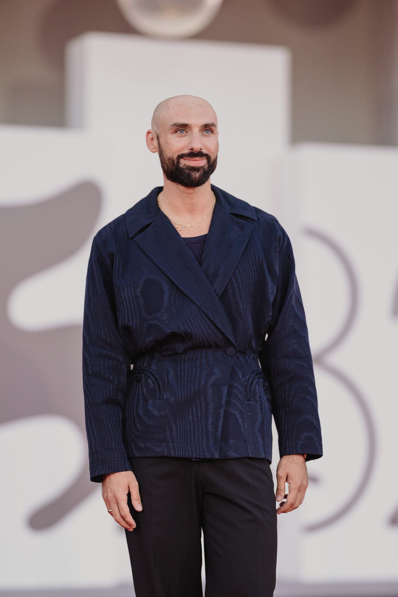  - Jarmusch is Back in Venice with “Father Mother Sister Brother”, A Family Comedy-Drama