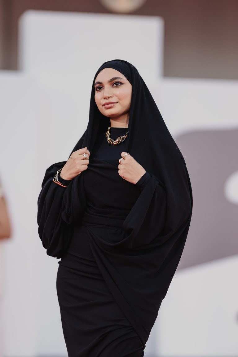  - Jarmusch porta silenzi a Venezia 82, ma il red carpet esplode tra Blanchett e Rampling