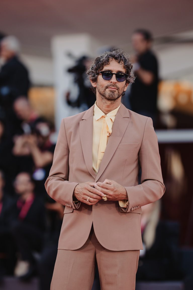  - Jarmusch porta silenzi a Venezia 82, ma il red carpet esplode tra Blanchett e Rampling