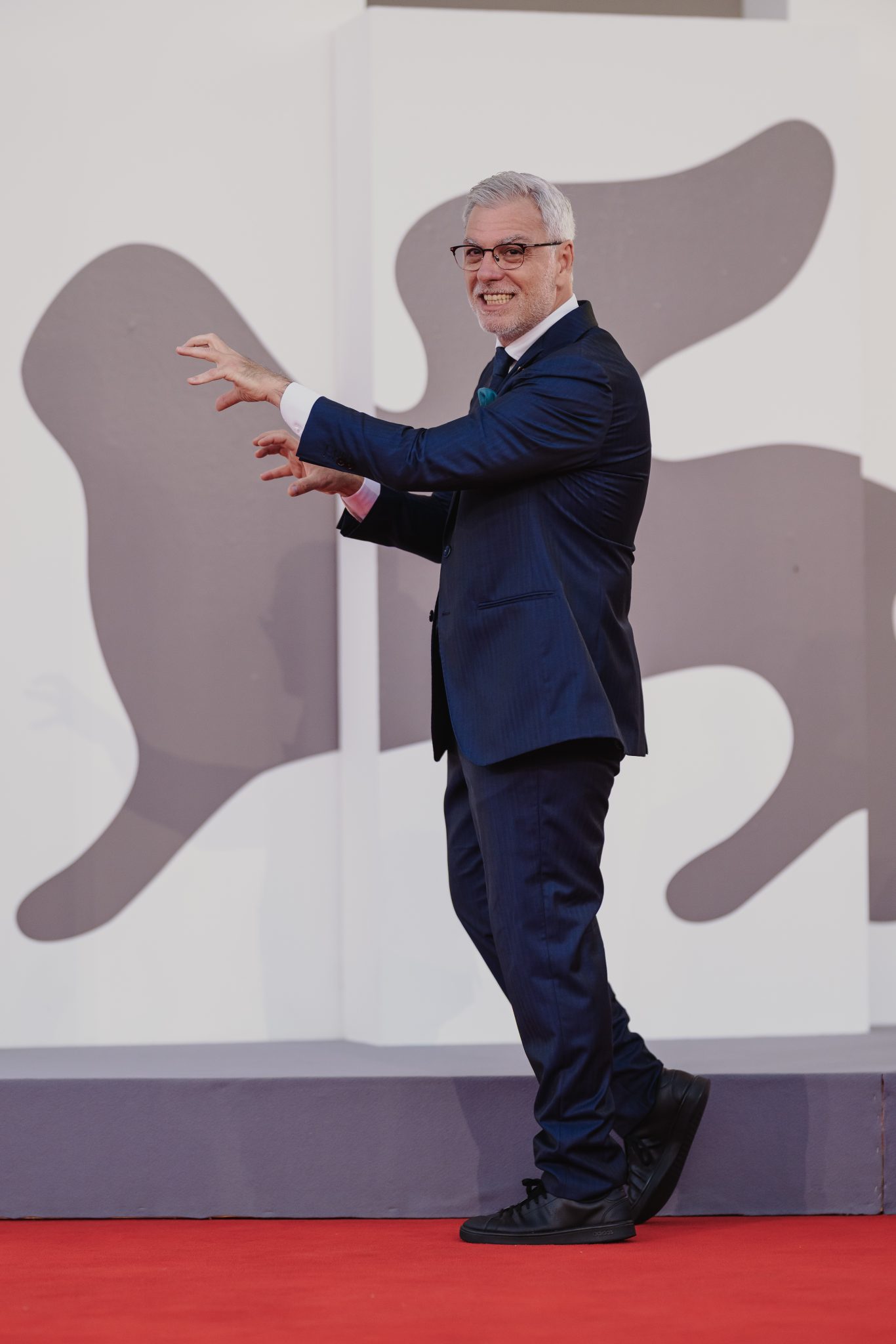  - “A House of Dynamite”: a Sophisticated Thriller about Nuclear Threat by Kathryn Bigelow