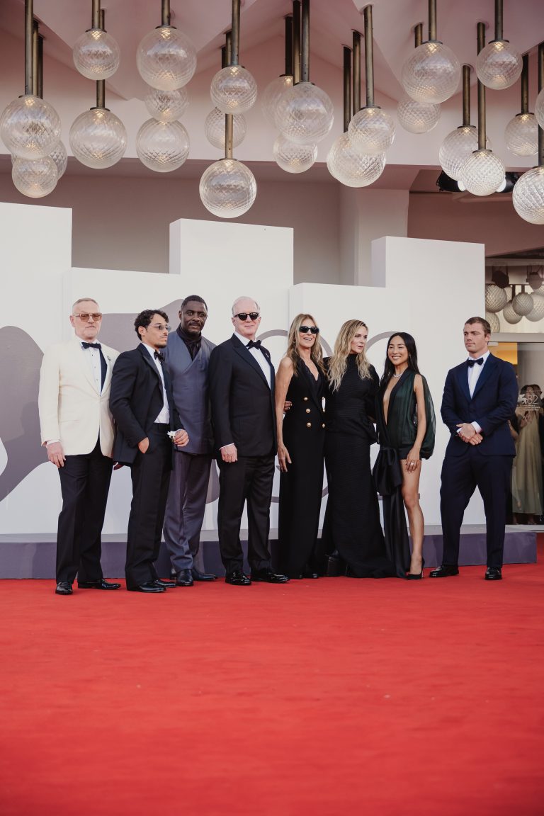  - Red carpet esplosivo: Kathryn Bigelow torna a Venezia con House of Dynamite