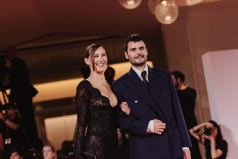  - Dante, Tosches e mafia: Julian Schnabel porta a Venezia la sua opera-abisso