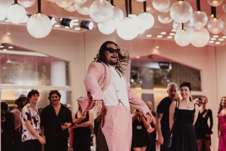  - Dante, Tosches e mafia: Julian Schnabel porta a Venezia la sua opera-abisso