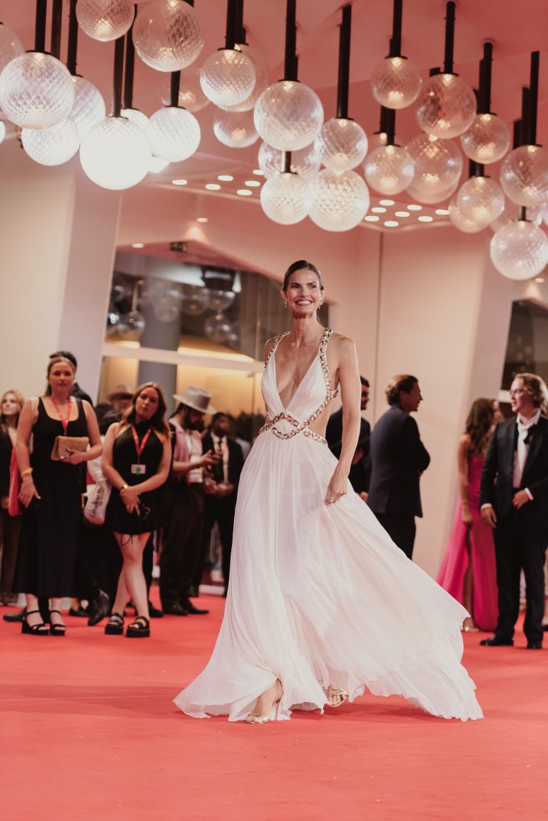  - Dante, Tosches e mafia: Julian Schnabel porta a Venezia la sua opera-abisso