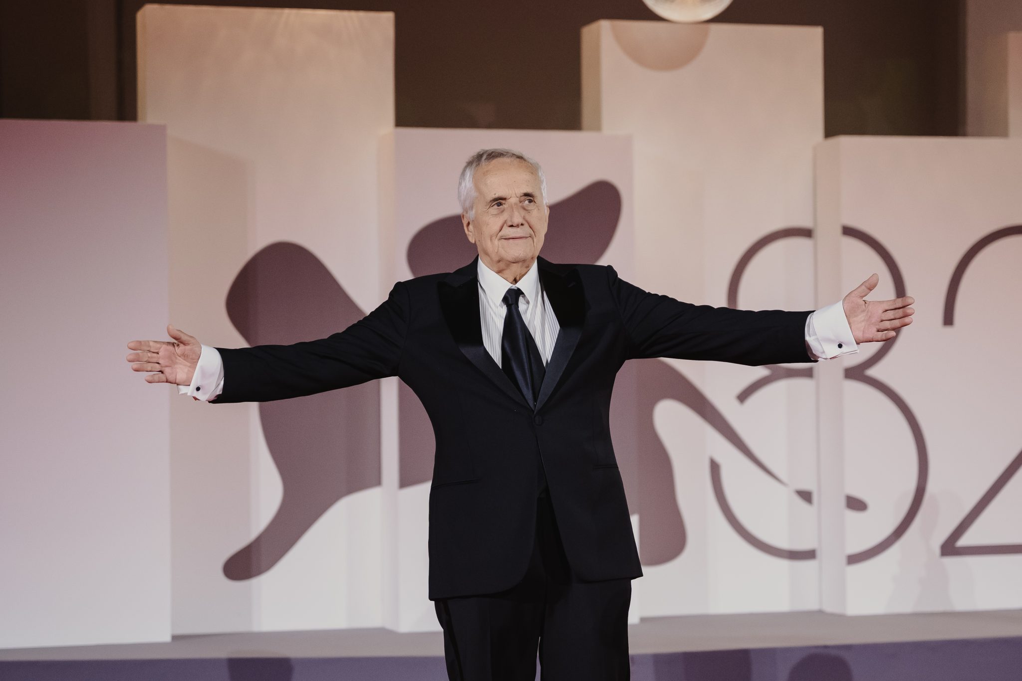  - Marco Bellocchio’s “Portobello”: The Red Carpet Recalls Enzo Tortora’s Judicial Ordeal