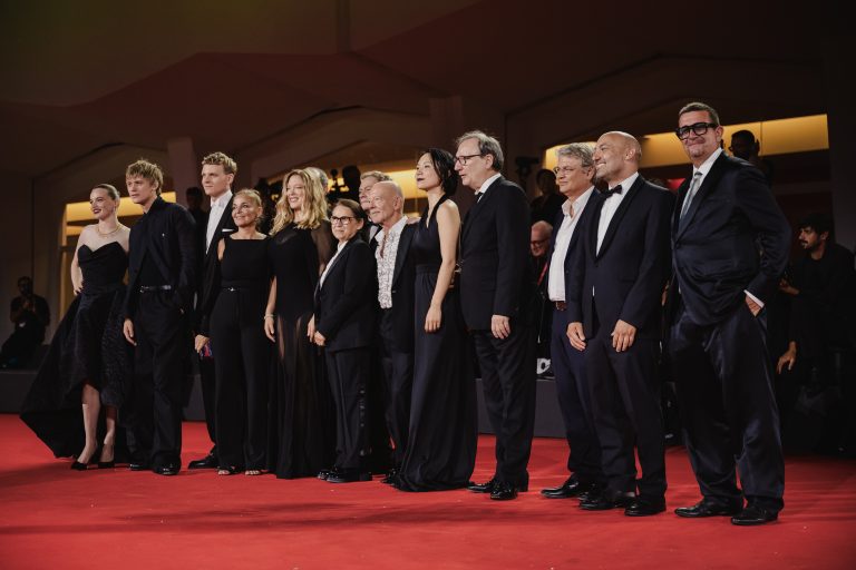  - Red Carpet Venezia: Léa Seydoux e due icone della musica italiana sul Lido