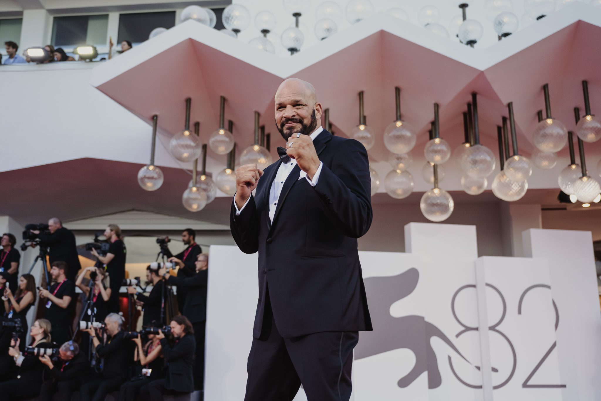  - “The Smashing Machine”: Dwayne Johnson Embodies Mark Kerr