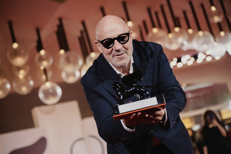  - Jarmusch Leone d’Oro e Servillo in trionfo: si chiude Venezia 82