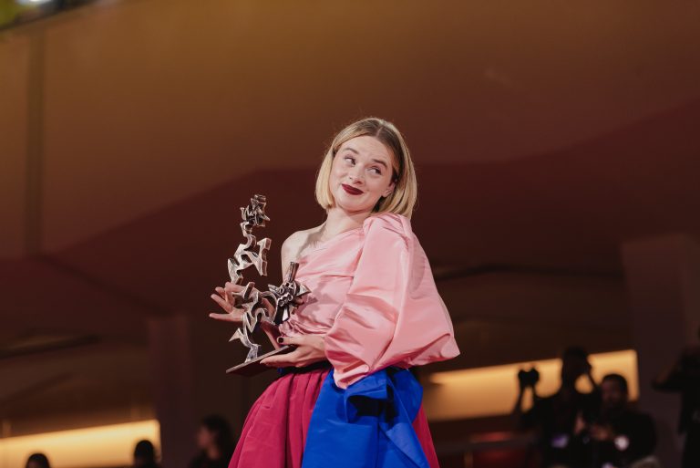  - Jarmusch Leone d’Oro e Servillo in trionfo: si chiude Venezia 82