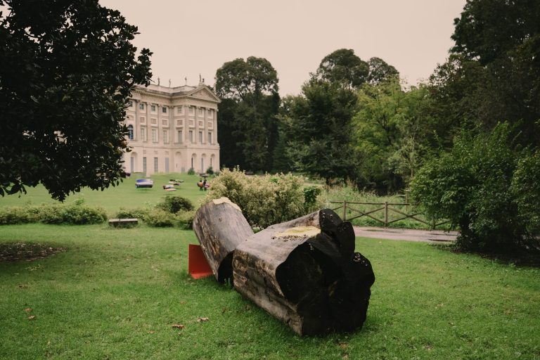 Arte, moda e brindisi: il cocktail di Fondazione Furla al Giardino di Villa Reale