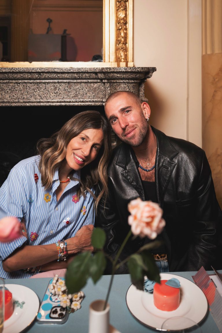  - Les dessins délicats de Jean Jullien illuminent le parfum Odéon de MEMO