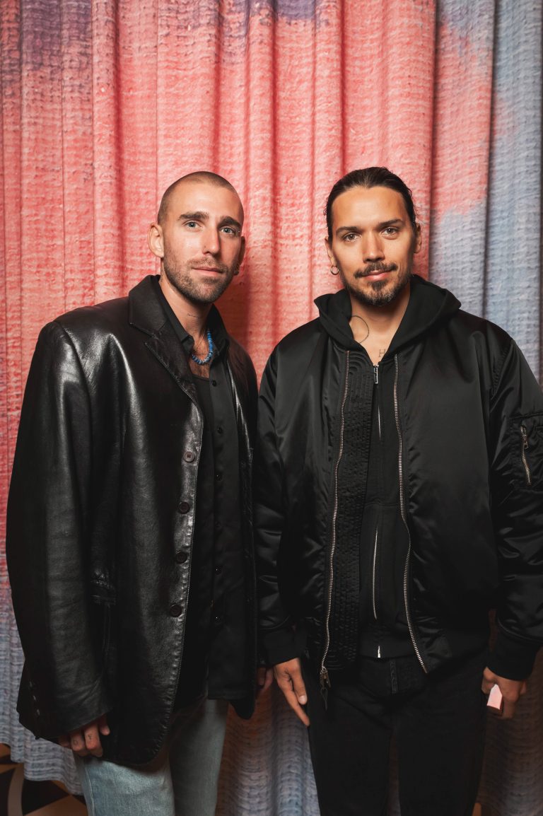  - Les dessins délicats de Jean Jullien illuminent le parfum Odéon de MEMO