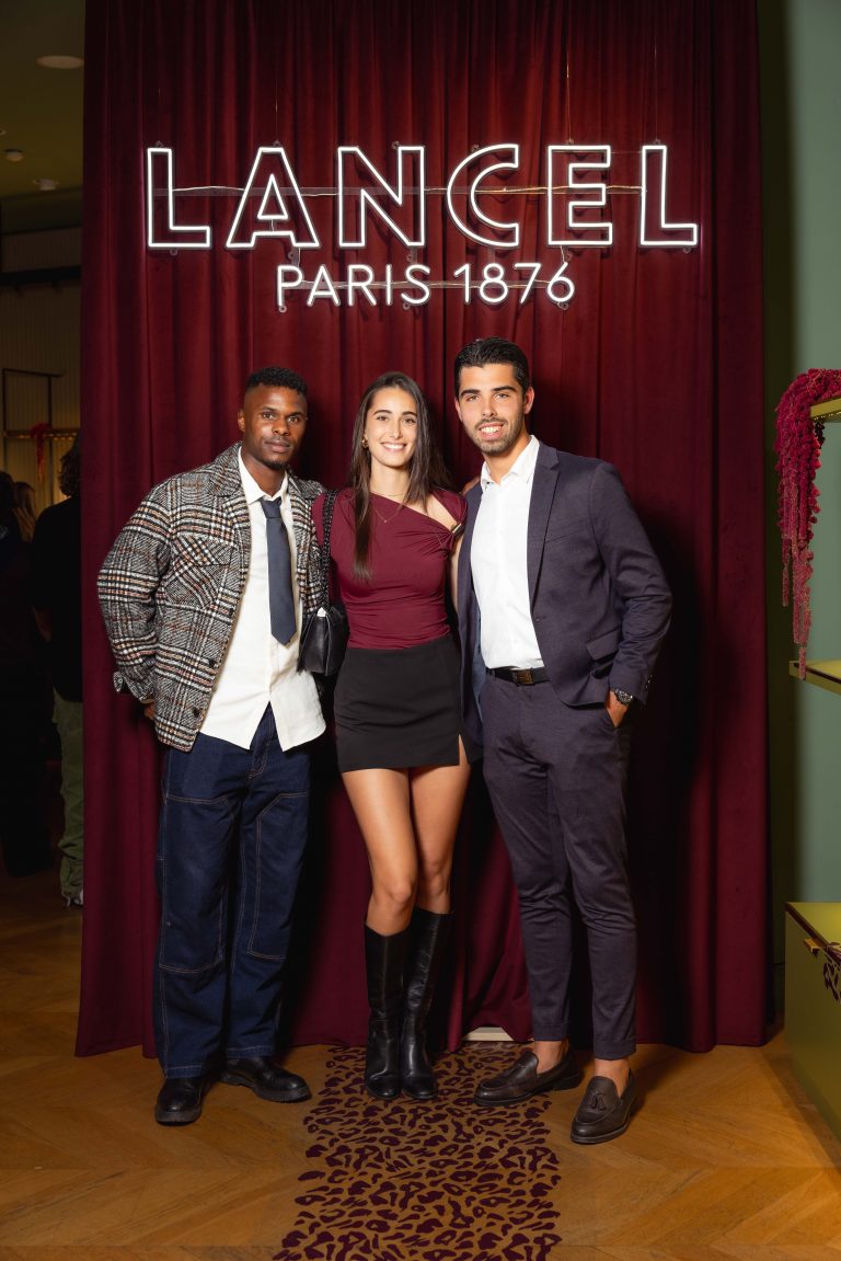  - La jungle Parisienne, terrain de prédilection pour Lancel