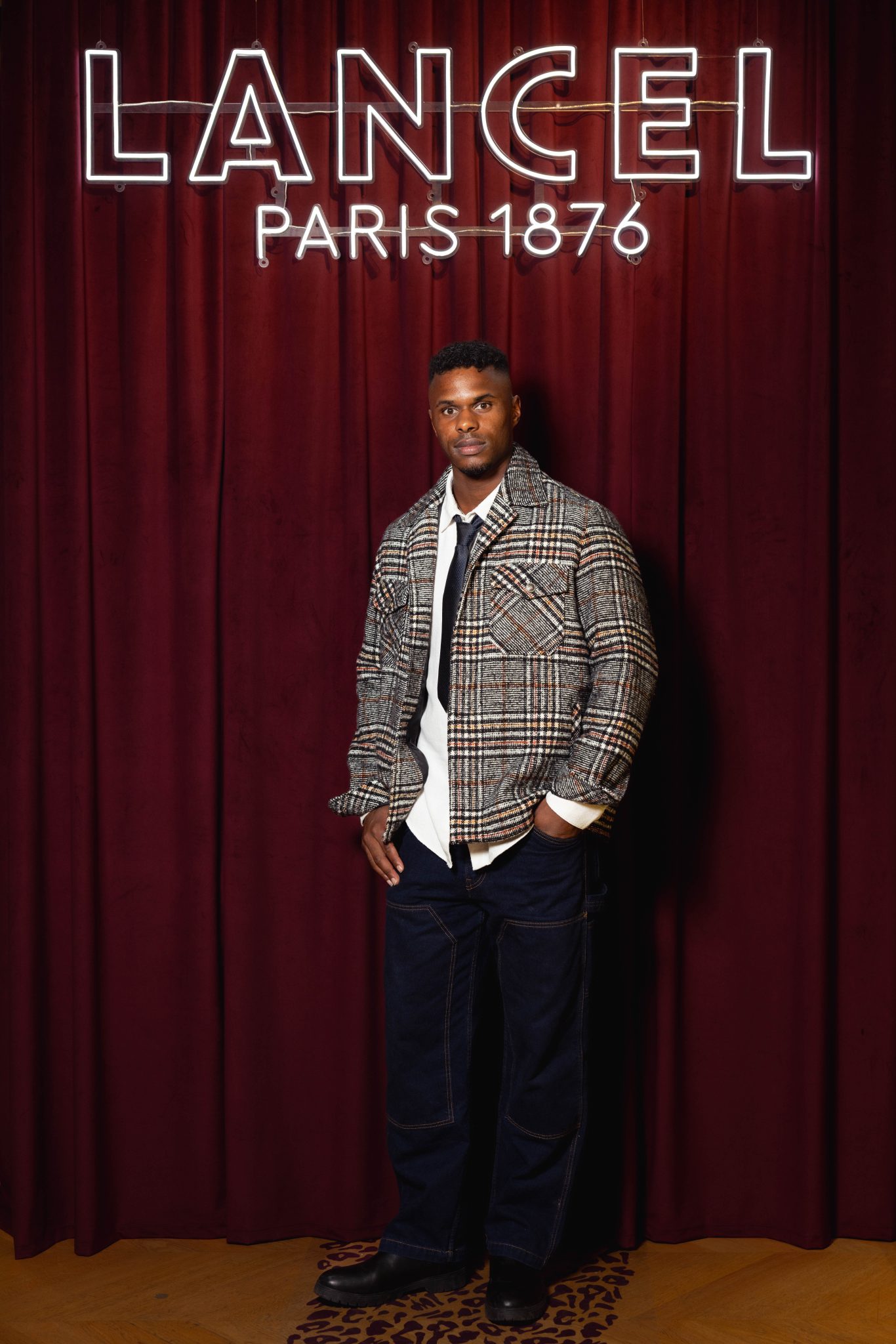  - La jungle Parisienne, terrain de prédilection pour Lancel