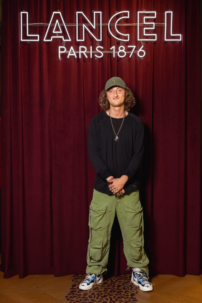  - La jungle Parisienne, terrain de prédilection pour Lancel