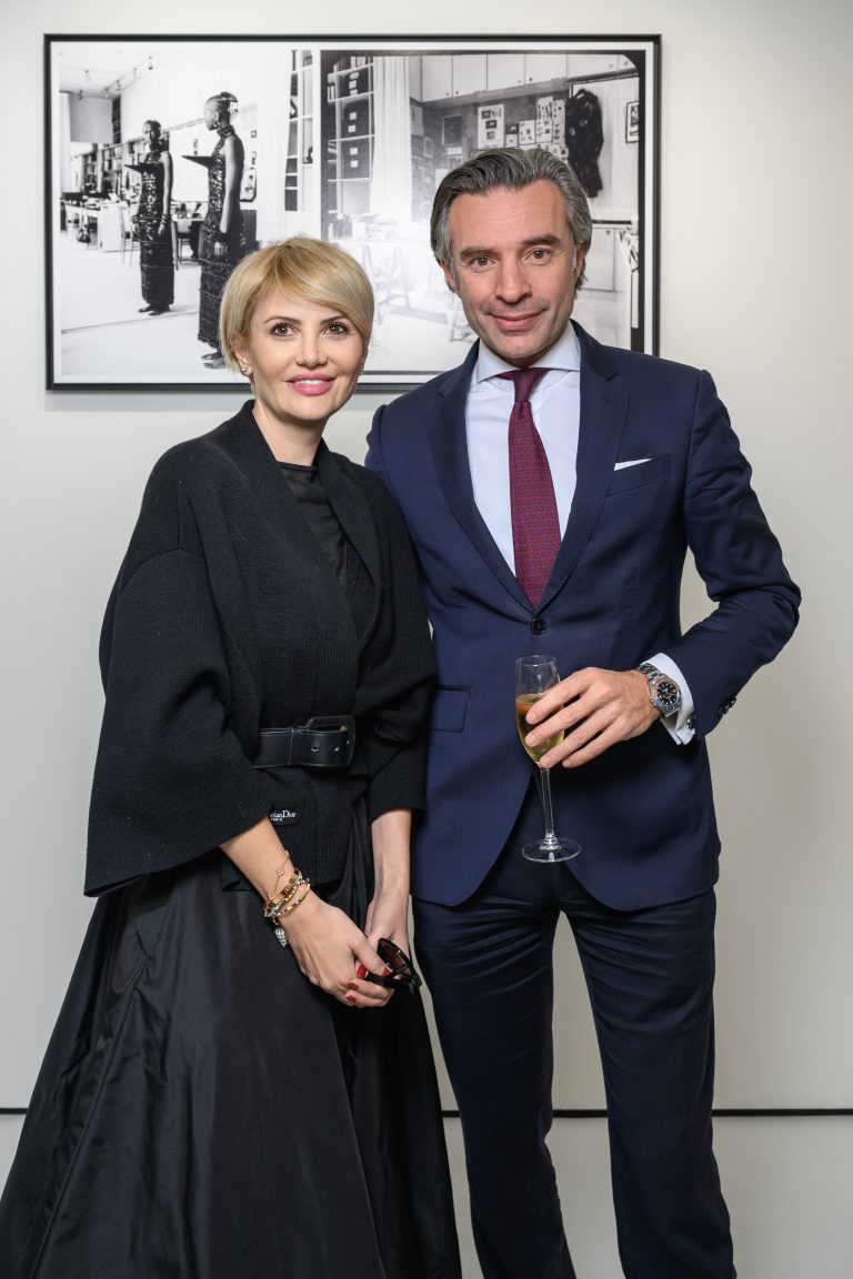  - Oana Ivan Gallery présente une rétrospective dédiée à Gilles Bensimon