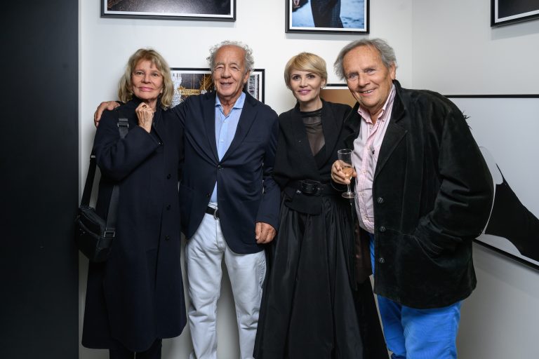  - Oana Ivan Gallery présente une rétrospective dédiée à Gilles Bensimon