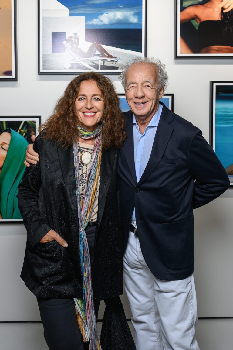  - Oana Ivan Gallery présente une rétrospective dédiée à Gilles Bensimon