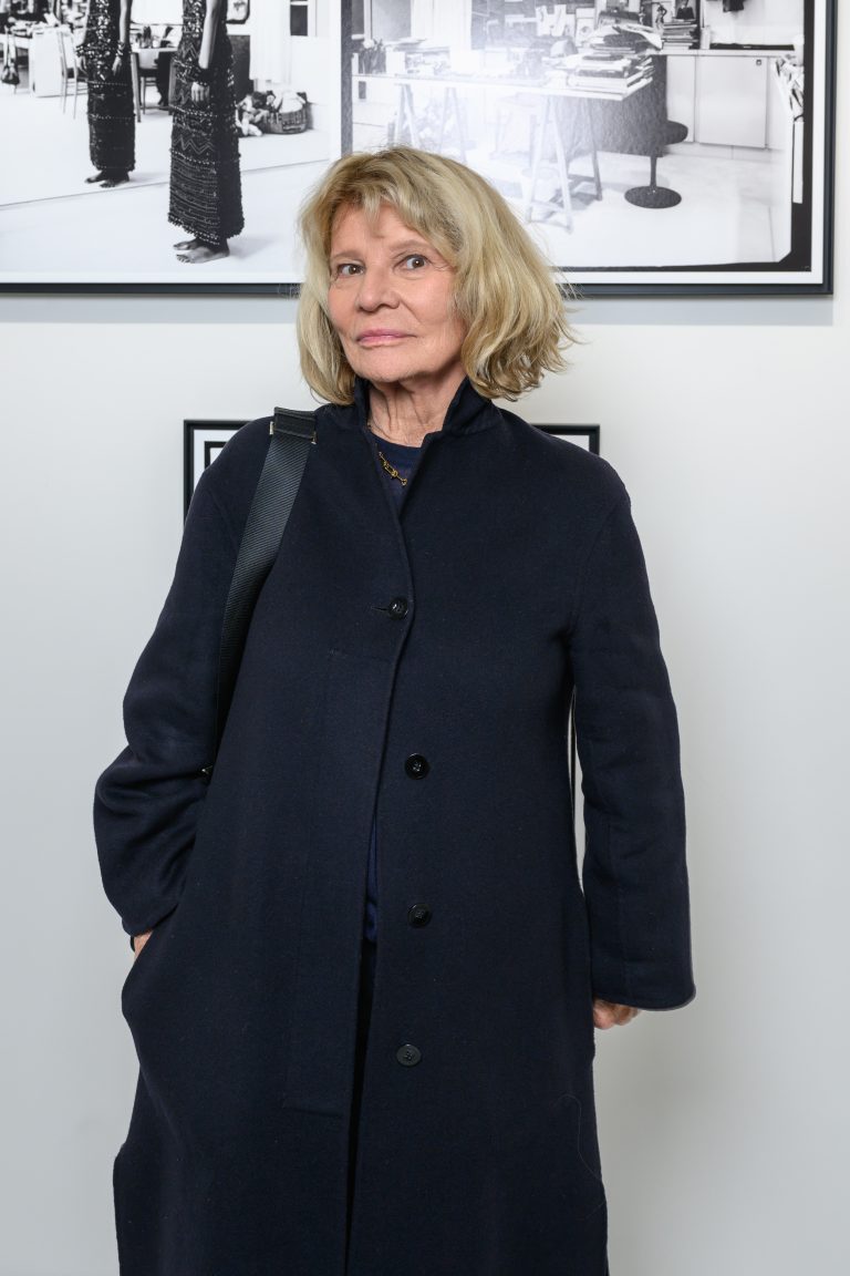  - Oana Ivan Gallery présente une rétrospective dédiée à Gilles Bensimon