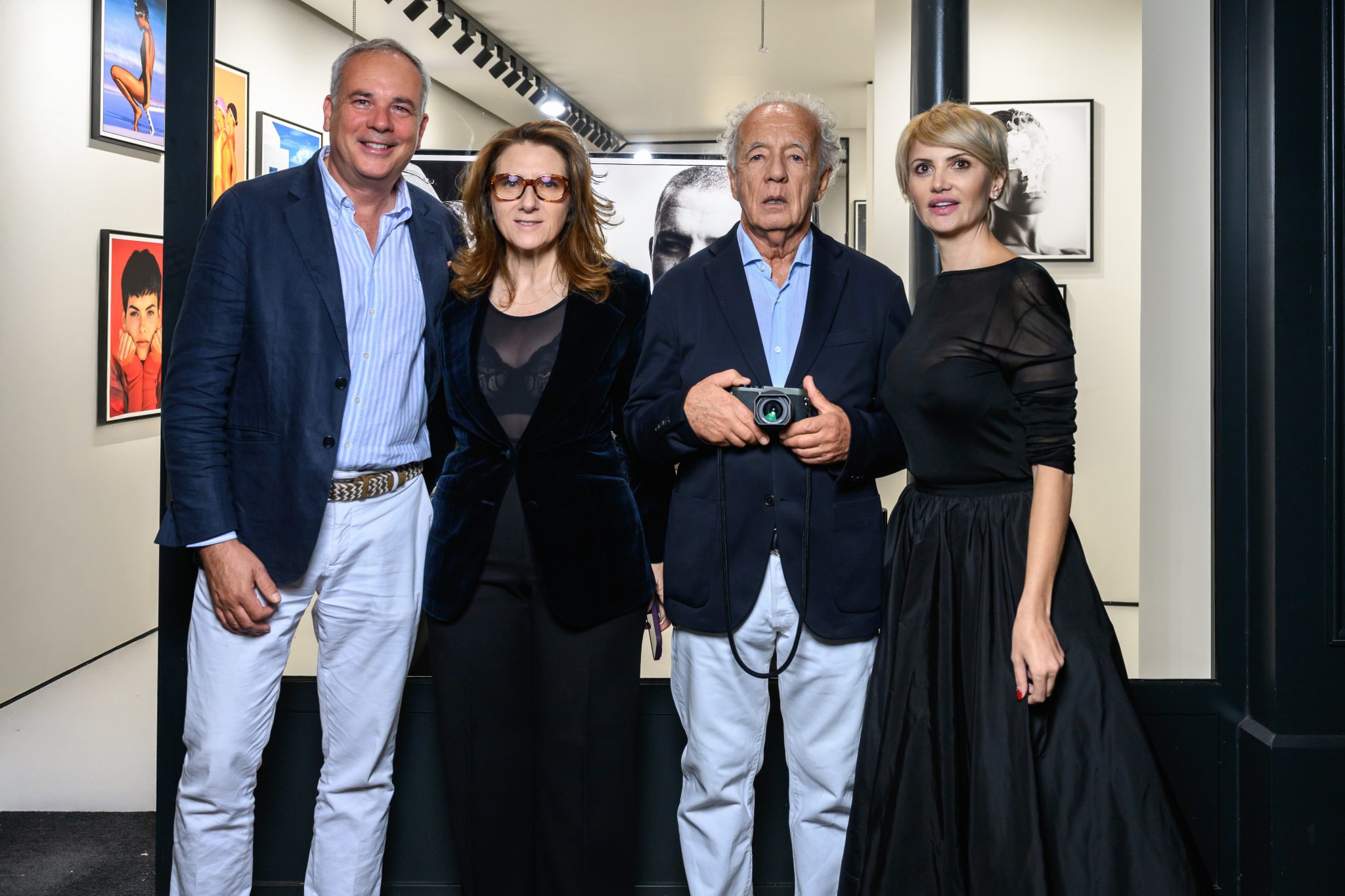  - Oana Ivan Gallery présente une rétrospective dédiée à Gilles Bensimon