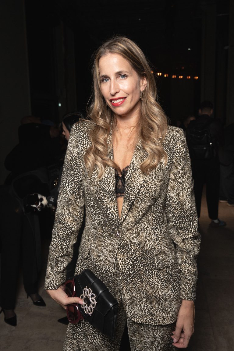  - Les femmes une nouvelle fois sublimées par Elie Saab au Palais de Tokyo