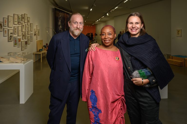  - Le Musée d’Art Moderne de Paris inaugure ses deux expositions de la rentrée, consacrées à Otobong Nkanga et George Condo