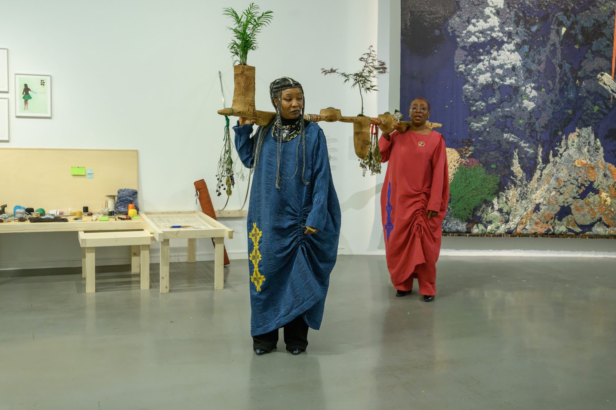  - Le Musée d’Art Moderne de Paris inaugure ses deux expositions de la rentrée, consacrées à Otobong Nkanga et George Condo